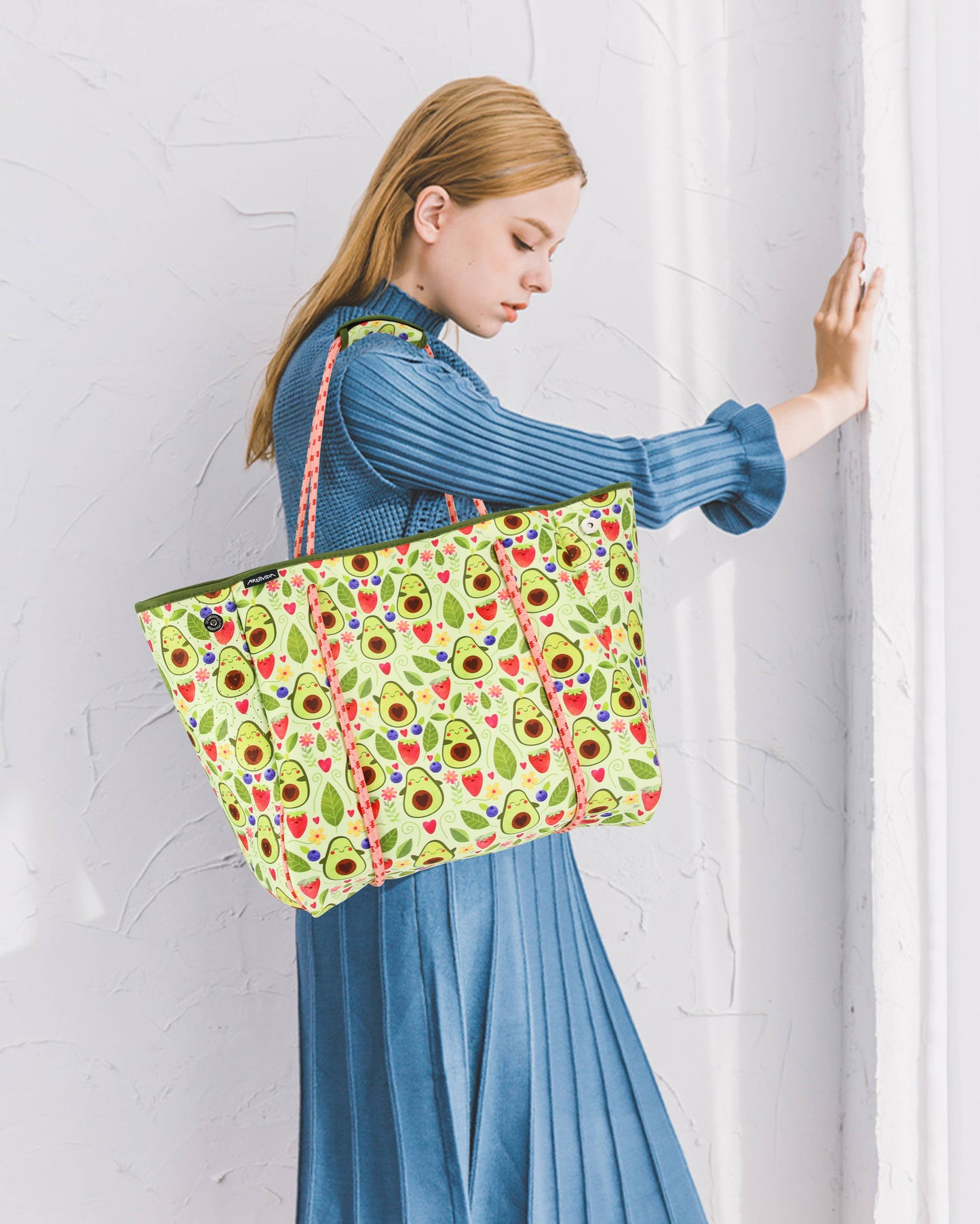 The Everything Tote  - Elisabeth Fredriksson - Happy Avocado